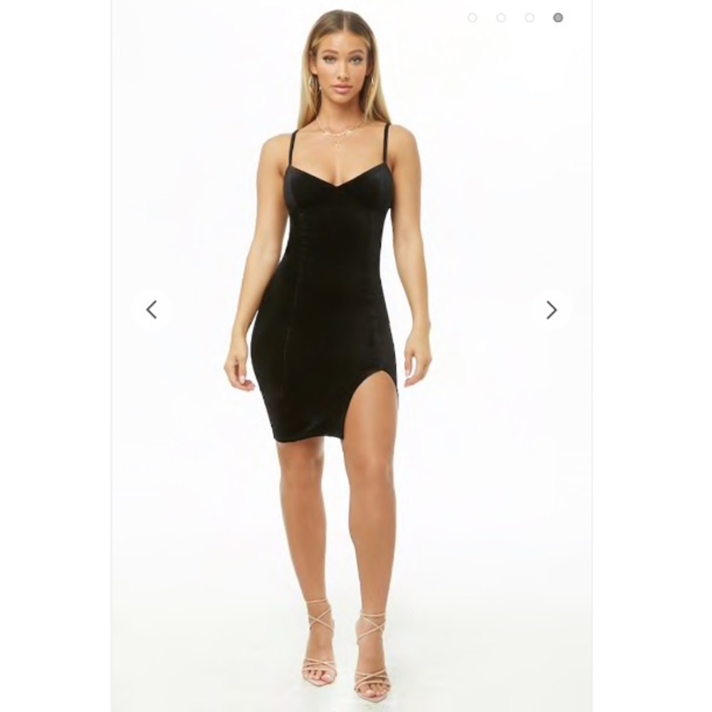 SOLD ON Ⓜ️ ; Velvet cami slit dress